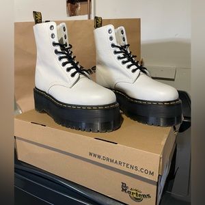 Doc Martens - 1460 White Pascal Max
